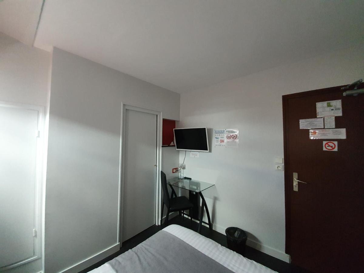 Contact Hotel Du Relais Thouars Cameră foto